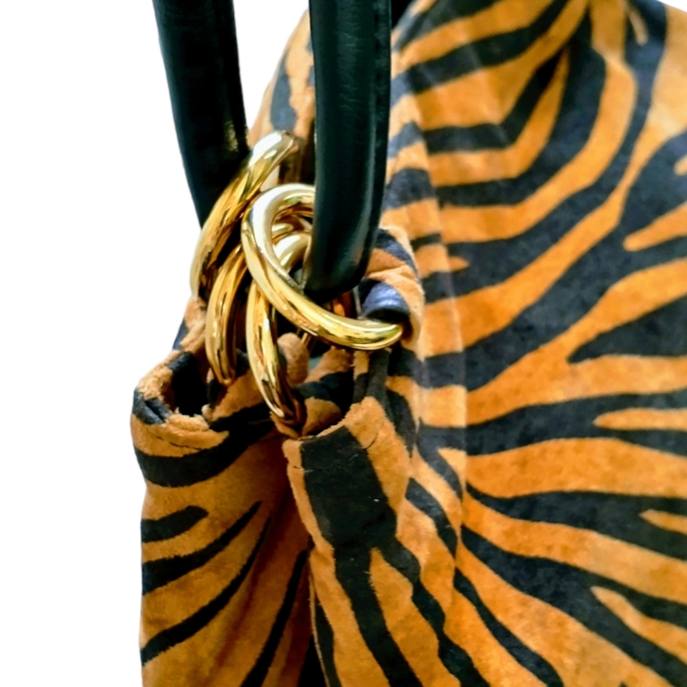 L.J.S Collection Drawstring Crossbody Bag - Picture 6 of 13